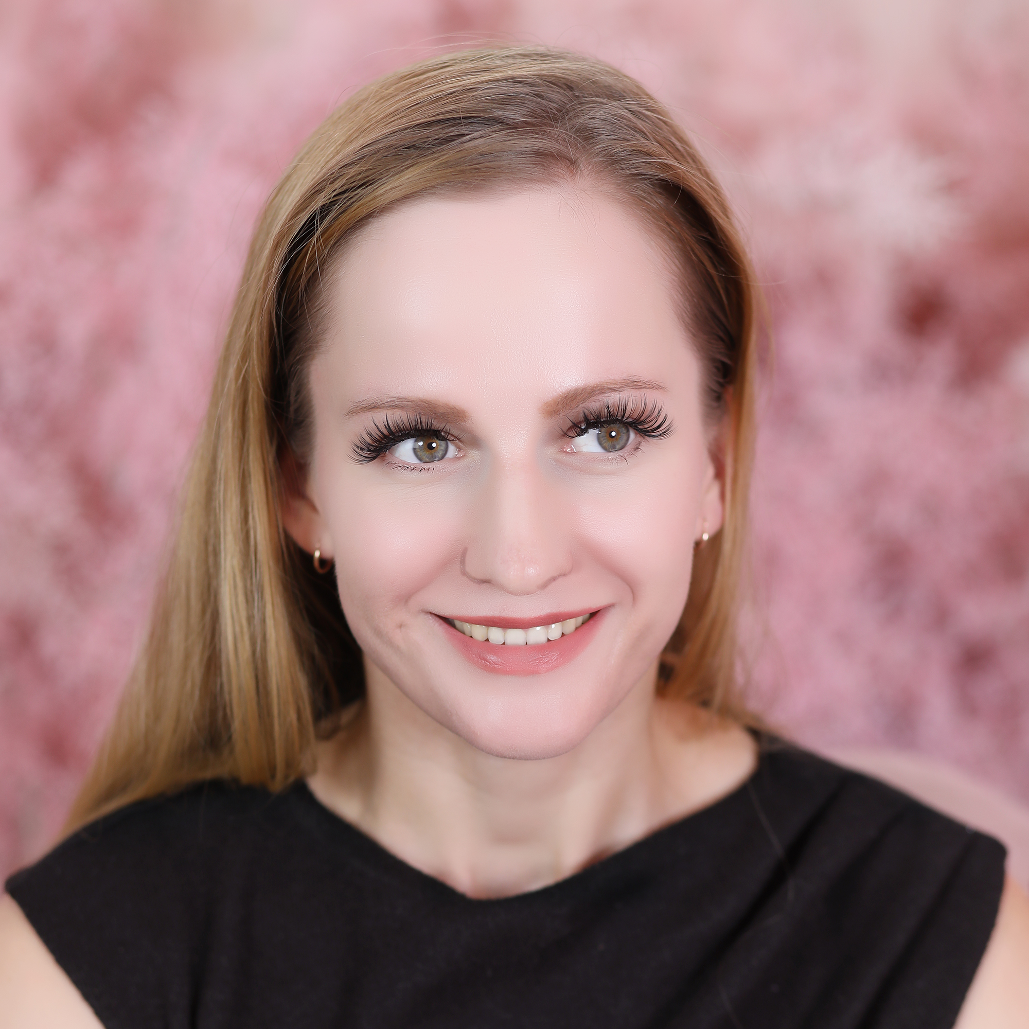 Balse Lash Clusters,240 Pieces of 40D & 50D Curl,5 Length Options, Invisible Hair Stem, Lightweight & Fluffy for Grown Girls, Office Workers, Party Goers, Housewives